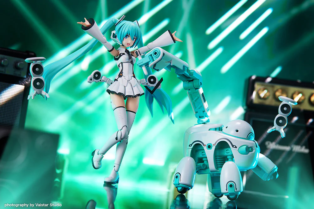 Vocaloid Frame Music Girl Hatsune Miku (Maruttoys Ver.) & Tamotu (Miku Ver.) Model Kit Set - Image 2