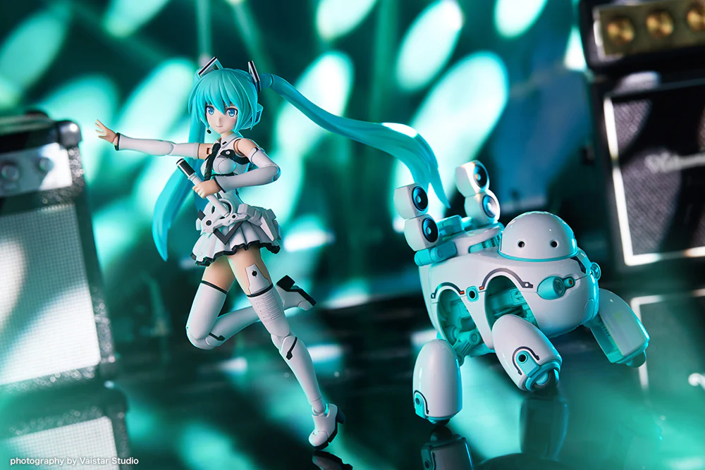 Vocaloid Frame Music Girl Hatsune Miku (Maruttoys Ver.) & Tamotu (Miku Ver.) Model Kit Set - Image 3