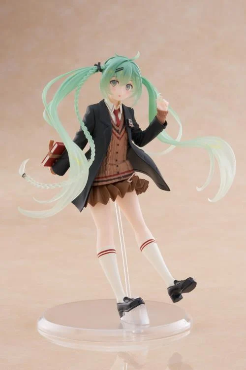 Vocaloid Hatsune Miku (Fashion Preppy Ver.) Figure - Image 3