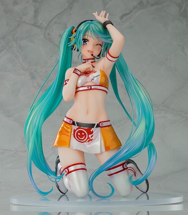 Vocaloid Hatsune Miku GT Project Racing Miku (2010 Ver.) 1/7 Scale Figure - Image 2
