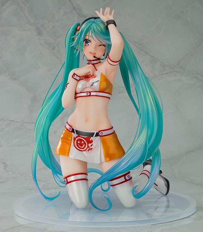 Vocaloid Hatsune Miku GT Project Racing Miku (2010 Ver.) 1/7 Scale Figure - Image 4