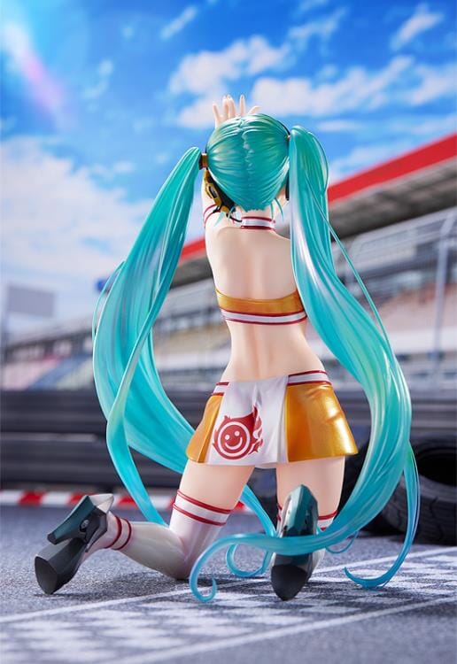 Vocaloid Hatsune Miku GT Project Racing Miku (2010 Ver.) 1/7 Scale Figure - Image 9