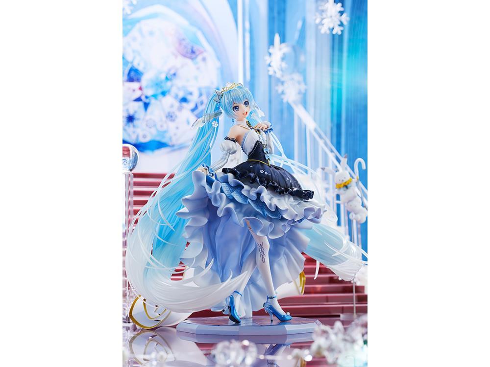 Vocaloid Hatsune Miku (Snow Princess Ver.) 1/7 Scale Figure - Image 4
