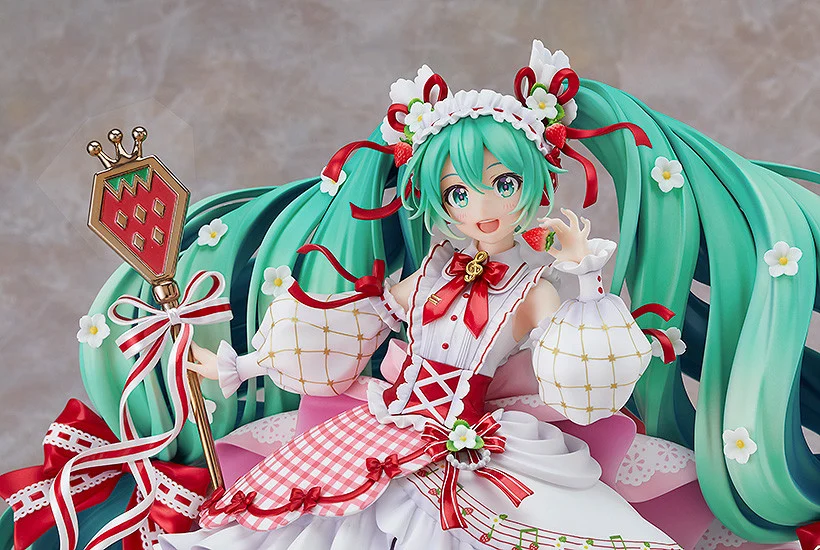 Vocaloid Hatsune Miku Strawberry Motif (15th Anniversary Ver.) 1/7 Scale Figure - Image 11