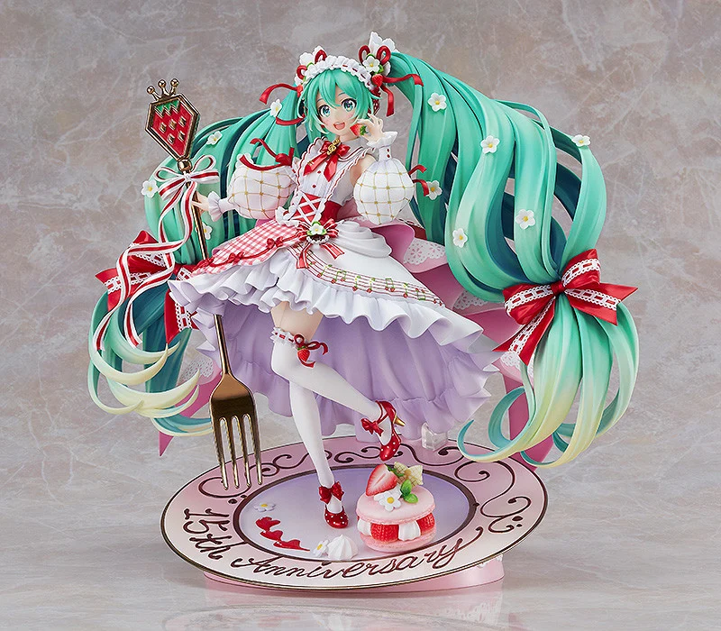 Vocaloid Hatsune Miku Strawberry Motif (15th Anniversary Ver.) 1/7 Scale Figure - Image 7