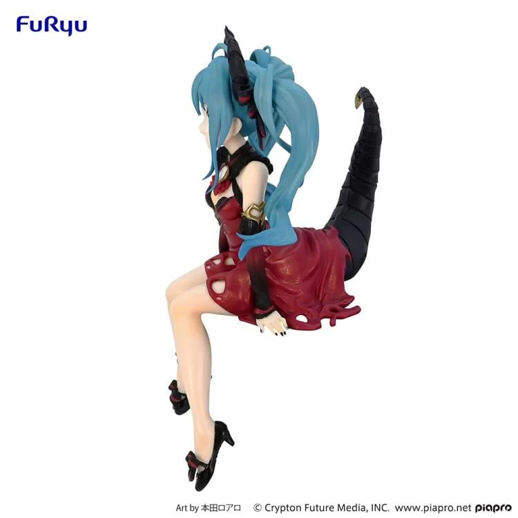 Vocaloid Hatsune Miku (Villain Color Red Variation Ver.) Noodle Stopper Figure - Image 6