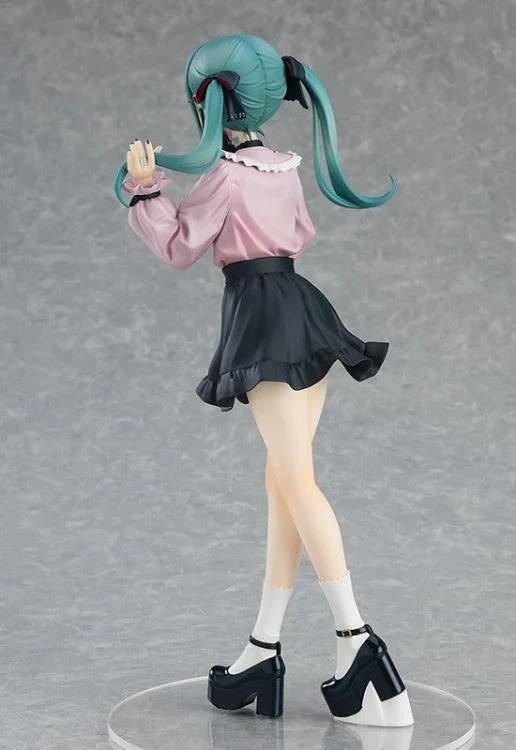 Vocaloid Pop Up Parade L Hatsune Miku (The Vampire Ver.) (Reissue) - Image 3