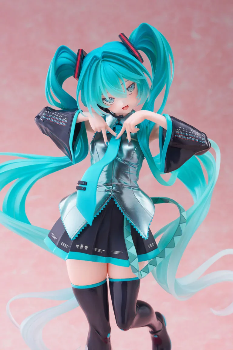 Vocaloid T-Most Hatsune Miku Figure - Image 12