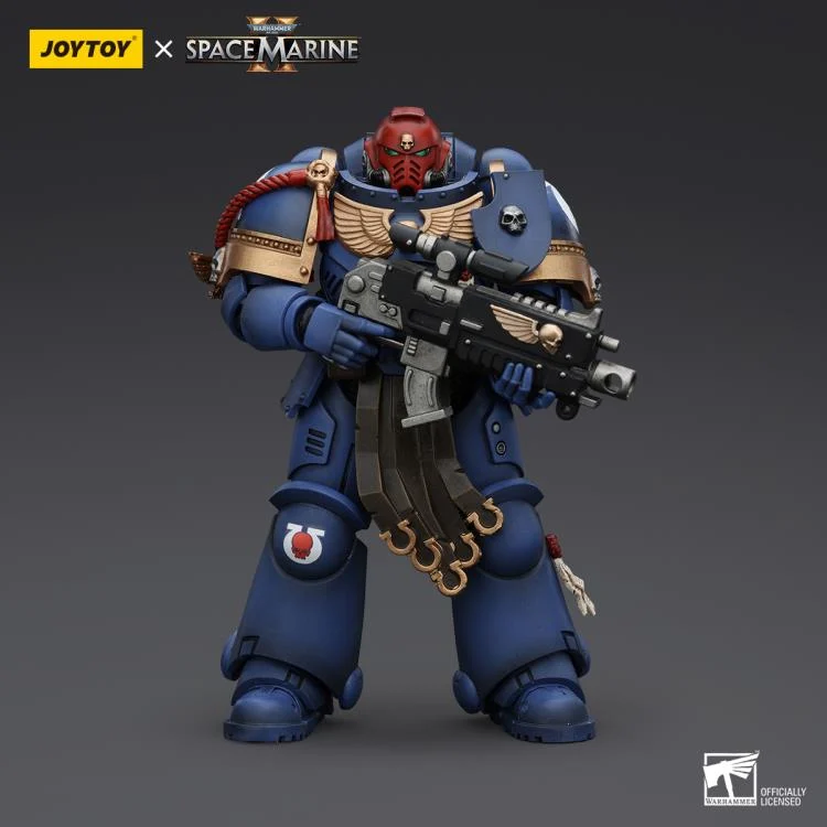 Warhammer 40,000 Space Marine 2 Ultramarines Sergeant Gadriel 1/18 Scale Action Figure - Image 2
