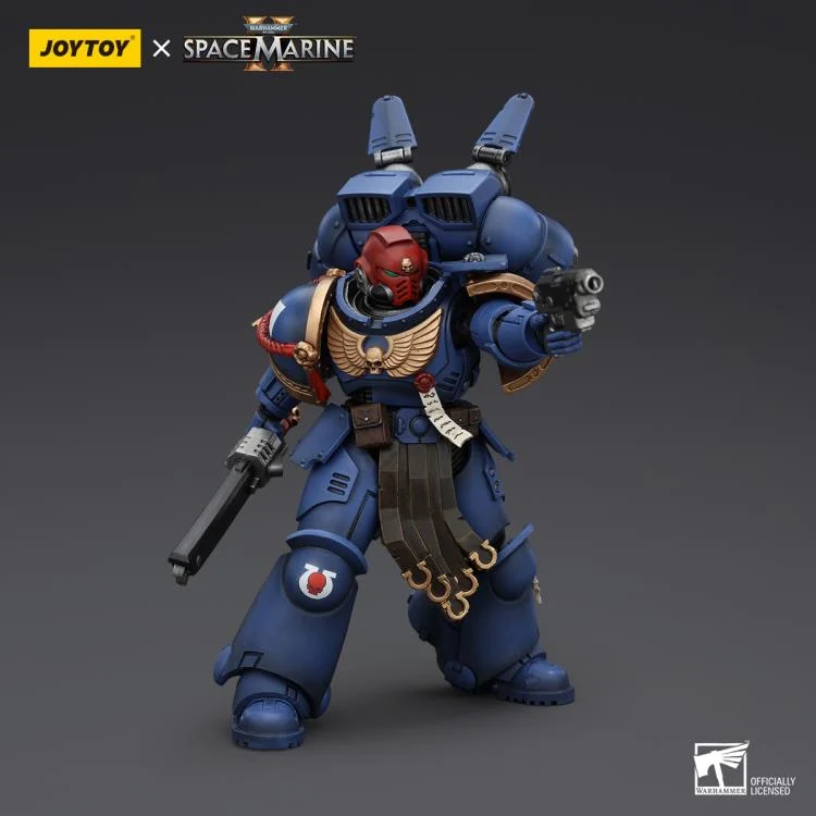 Warhammer 40,000 Space Marine 2 Ultramarines Sergeant Gadriel 1/18 Scale Action Figure - Image 4
