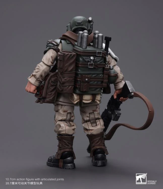 Warhammer 40k Astra Militarum Cadian Command Squad Veteran with Medi-pack 1/18 Scale Figure - Image 8