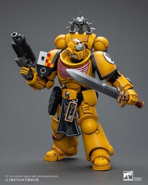 Warhammer 40k Imperial Fists Lieutenant with Power Sword 1/18 Scale Figure - Image 5