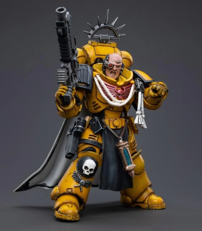 Warhammer 40K Imperial Fists Primaris Captain 1/18 Scale Figure - Image 3