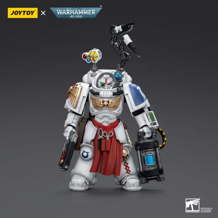 Warhammer 40K Ultramarines Apothecary Biologis 1/18 Scale Action Figure - Image 2