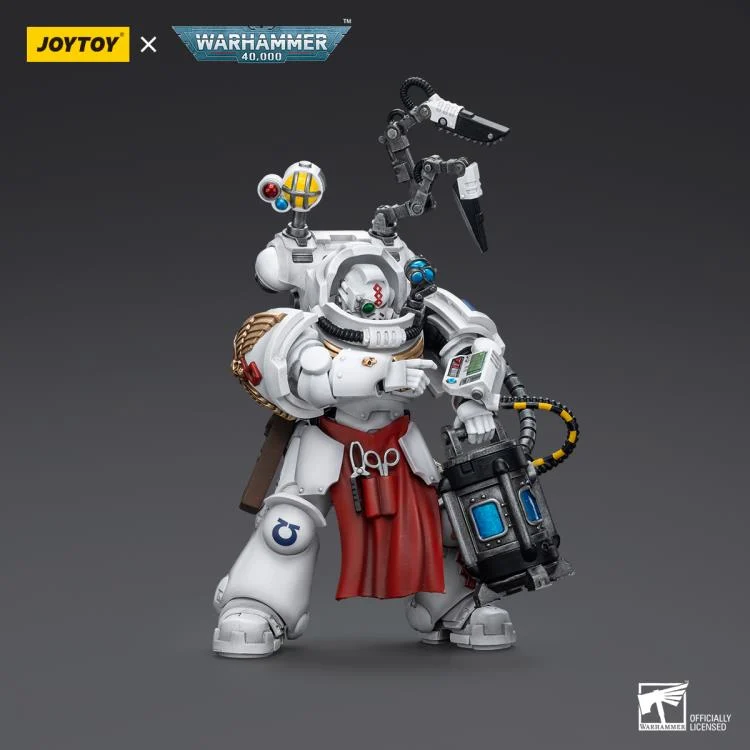 Warhammer 40K Ultramarines Apothecary Biologis 1/18 Scale Action Figure - Image 4