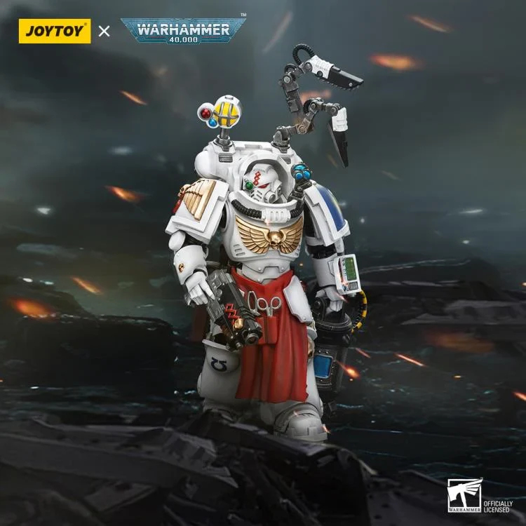 Warhammer 40K Ultramarines Apothecary Biologis 1/18 Scale Action Figure - Image 7