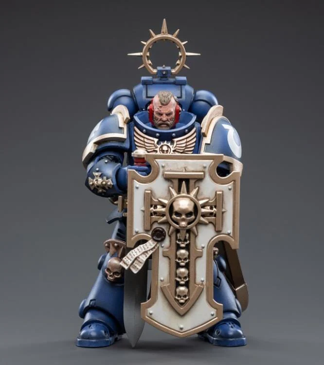 Warhammer 40K Ultramarines Bladeguard Veterans 1/18 Scale Figure - Image 2