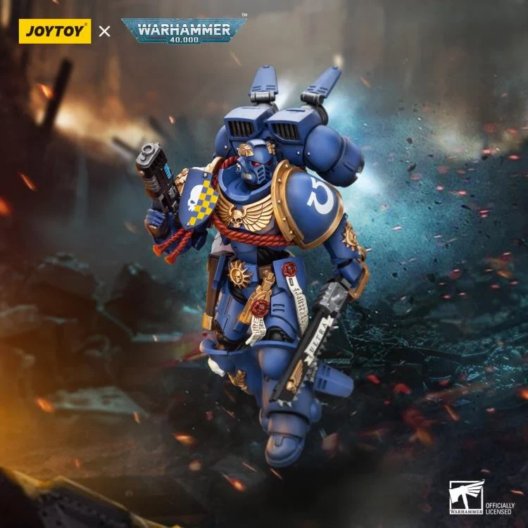 Warhammer 40K Ultramarines Captain with Jump Pack 1/18 Scale Action Figure - Image 2