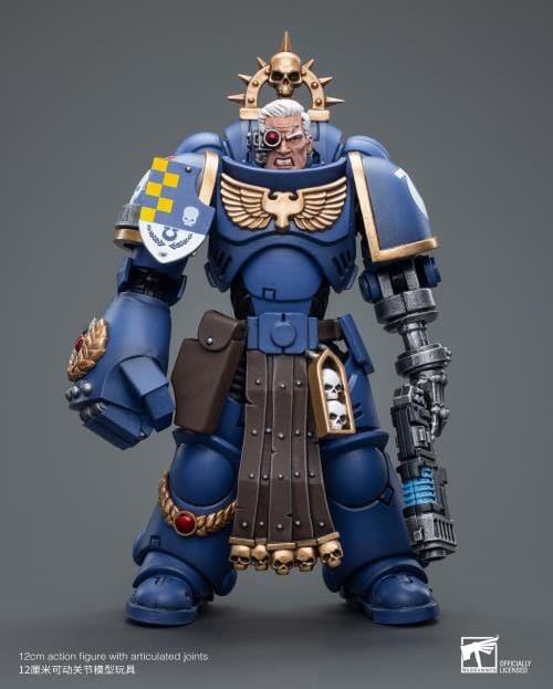 Warhammer 40k Ultramarines Lieutenant with Power Fist 1/18 Scale Figure - Image 2