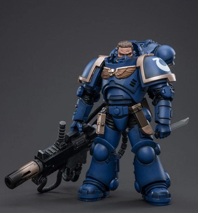 Warhammer 40K Ultramarines Primaris Eradicator 3 1/18 Scale Figure - Image 2