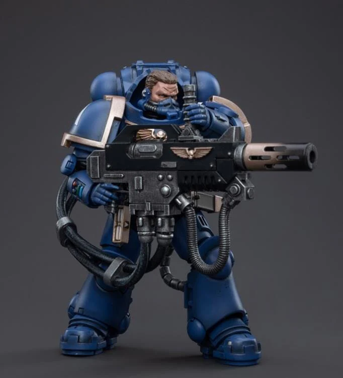 Warhammer 40K Ultramarines Primaris Eradicator 3 1/18 Scale Figure - Image 3
