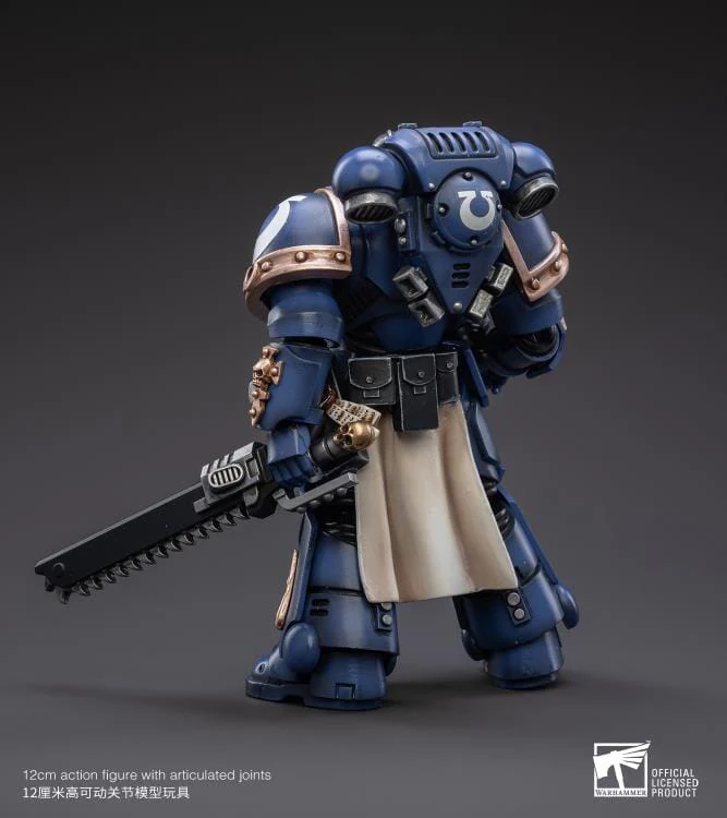 Warhammer 40K Ultramarines Primaris Lieutenant Horatius 1/18 Scale Figure - Image 4