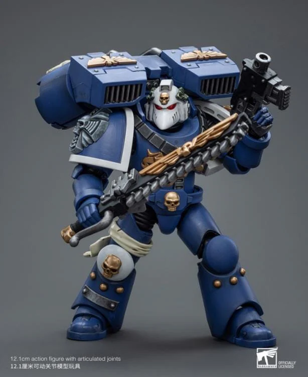 Warhammer 40k Ultramarines Vanguard Veteran with Chainsword & Bolt Pistol 1/18 Scale Figure - Image 4