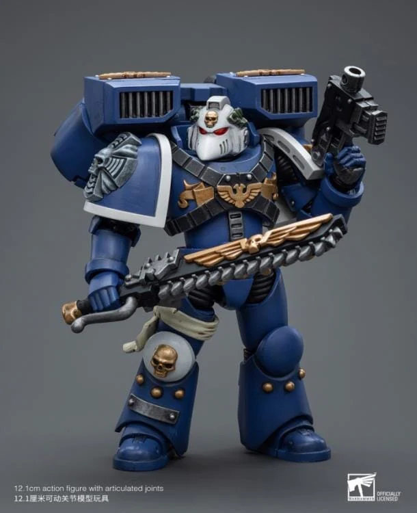Warhammer 40k Ultramarines Vanguard Veteran with Chainsword & Bolt Pistol 1/18 Scale Figure - Image 5