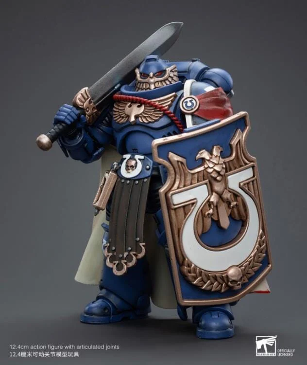 Warhammer 40K Ultramarines Victrix Guard 1/18 Scale Figure - Image 4