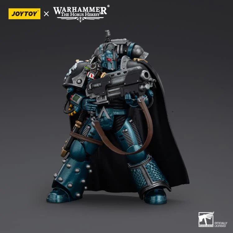 Warhammer The Horus Heresy Alpha Legion Saboteur Consul 1/18 Scale Action Figure - Image 4