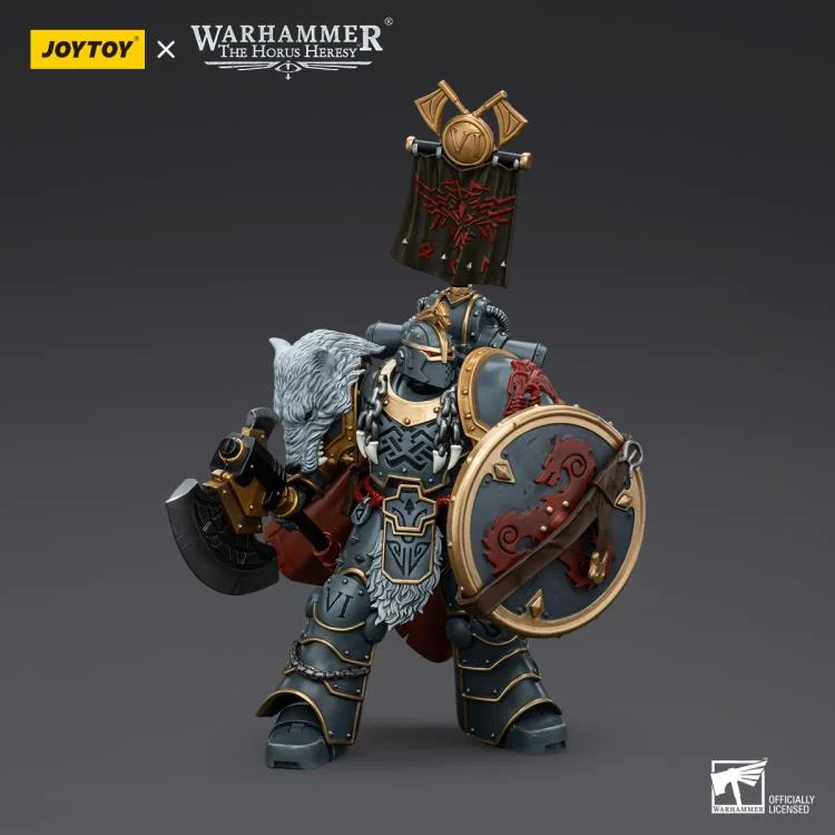 Warhammer The Horus Heresy Space Wolves Legion Praetor with Power Axe and Combat Shield 1/18 Scale Action Figure - Image 5