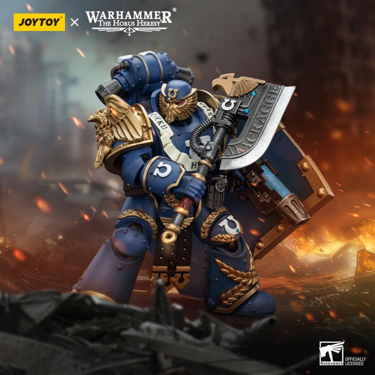 Warhammer The Horus Heresy Ultramarines Invictarus Suzerain Squad Suzerain 3 1/18 Scale Action Figure - Image 7