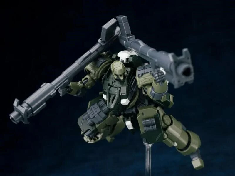 Ultra Action Trooper Series ZA-08 Zarov (Jungle Green Ver.) 1/144 Model Kit - Image 5