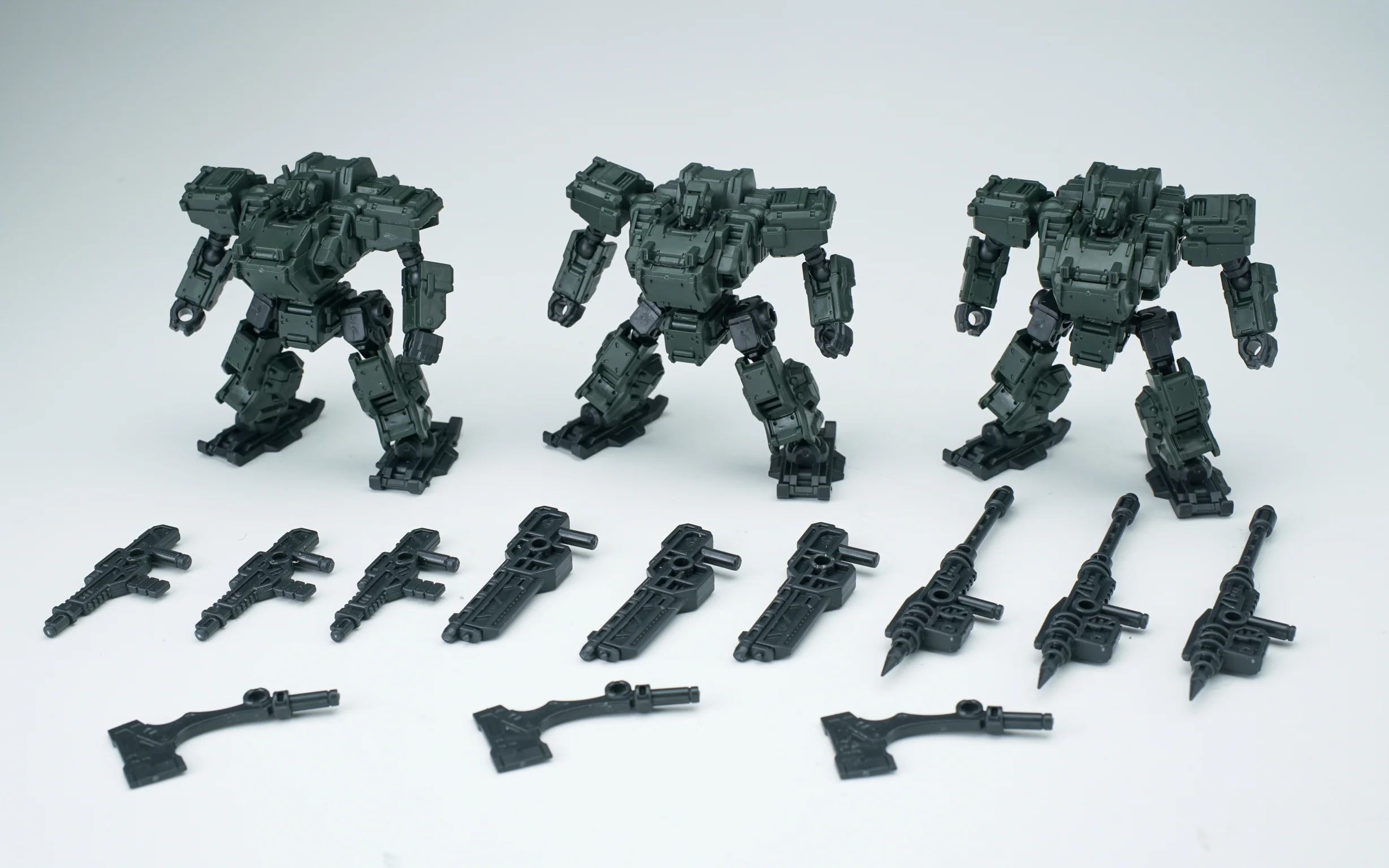 3 Minutes Planning Series Strong Shield Plastic 1/60 Scale Model Kit (Set of 3)