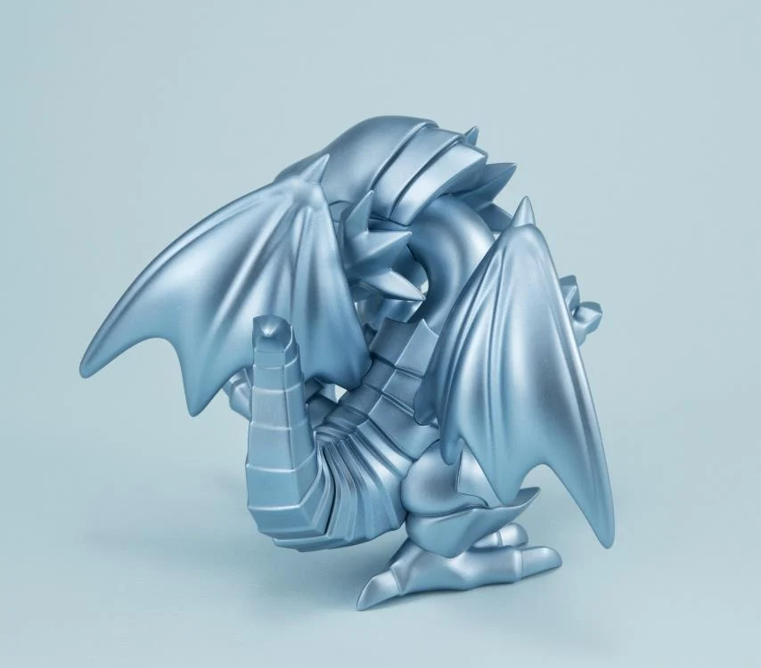 Yu-Gi-Oh! Duel Monsters Megatoon Blue-Eyes White Dragon - Image 4