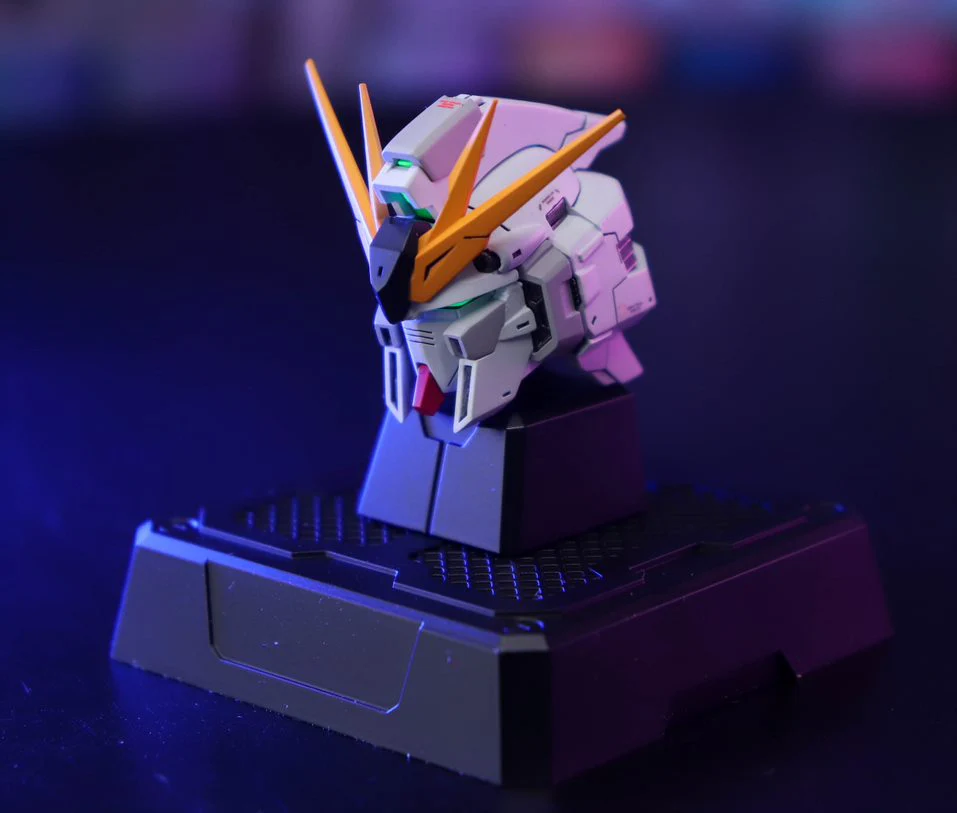 ZeroPlan x 1/100 MG Nu Gundam Head Sculpt - Image 2