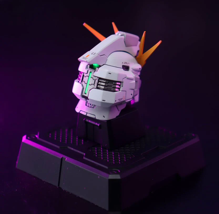 ZeroPlan x 1/100 MG Nu Gundam Head Sculpt - Image 3