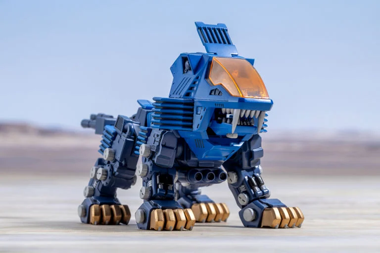 Zoids Chaotic Century D-Style Shield Liger (Clear Parts Append) Model Kit - Image 4