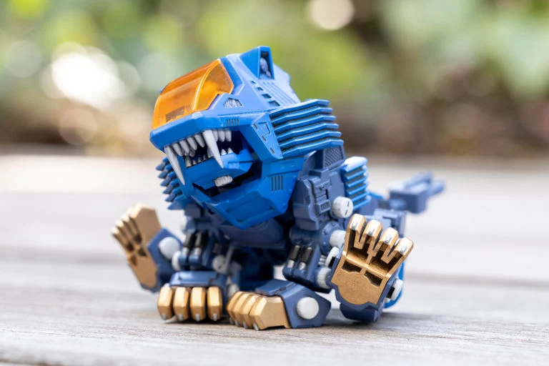 Zoids Chaotic Century D-Style Shield Liger (Clear Parts Append) Model Kit - Image 5