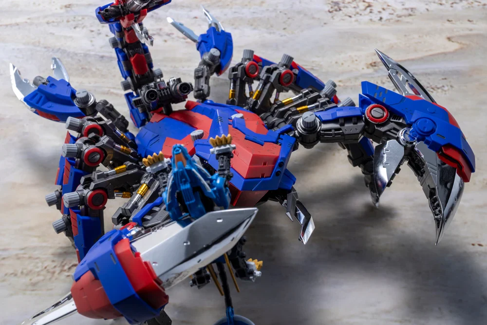 Zoids Chaotic Century Highend Master Model Death Stinger Hiltz (Special 2000 - Recolor-) Model Kit - Image 22