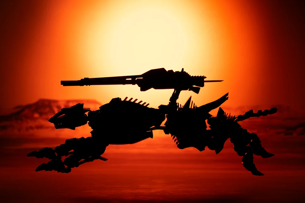Zoids Chaotic Century Highend Master Model Lightning Saix (Irvine Special 2000 -Recolor-) 1/72 Scale Model Kit - Image 7