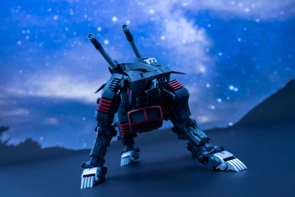 Zoids Chaotic Century Highend Master Model Lightning Saix (Irvine Special 2000 -Recolor-) 1/72 Scale Model Kit - Image 8