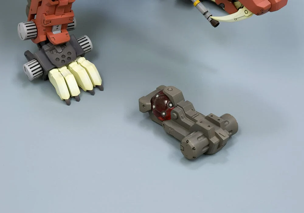 Zoids Highend Master Model EZ-016 Saber Tiger (Marking Plus Ver.) 1/72 Scale Model Kit - Image 8