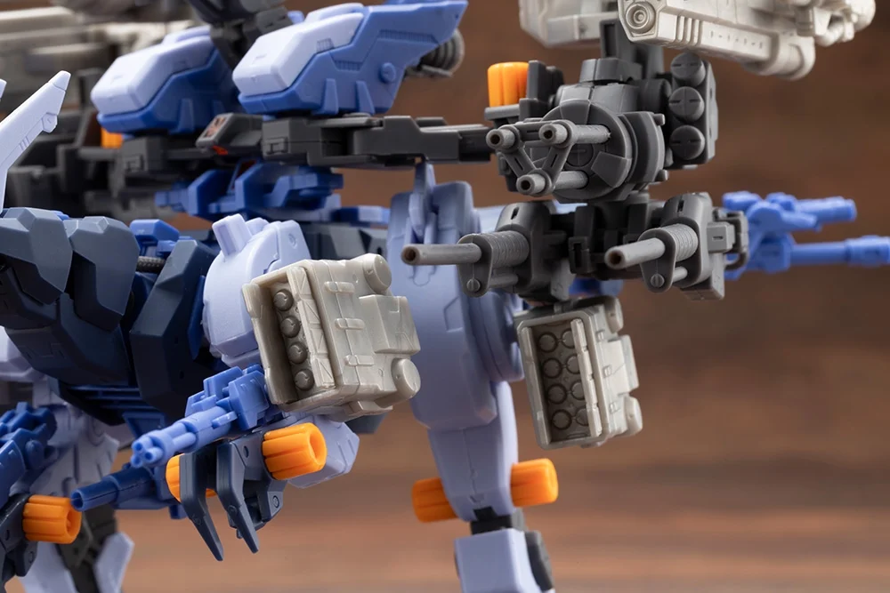 Zoids New Century Zero Highend Master Model RZ-030 Gun Sniper (Leena Special 2001 Re/color Ver.) 1/72 Scale Model Kit - Image 21