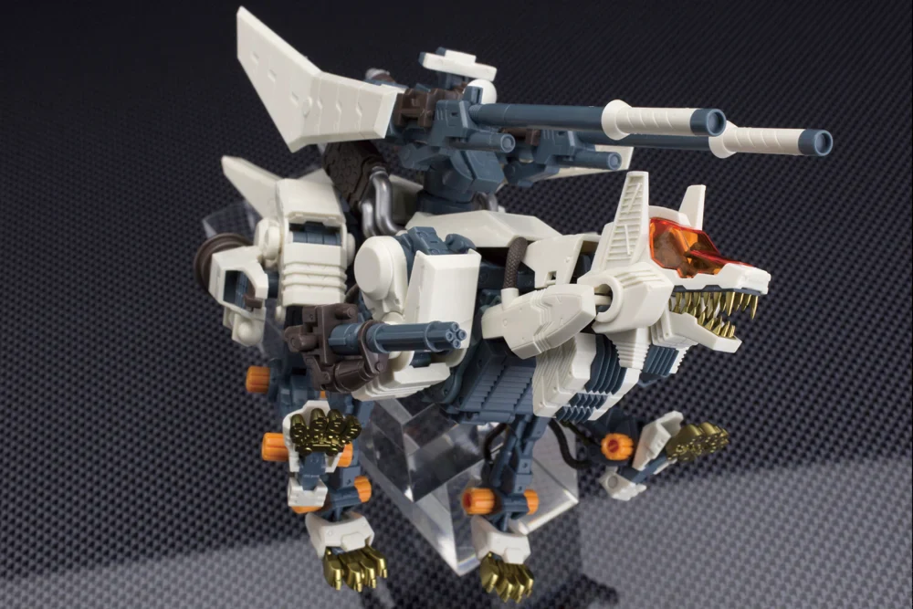 Zoids Highend Master Model RZ-009 Command Wolf AC & LC (Marking Plus Ver.) 1/72 Scale Model Kit - Image 11