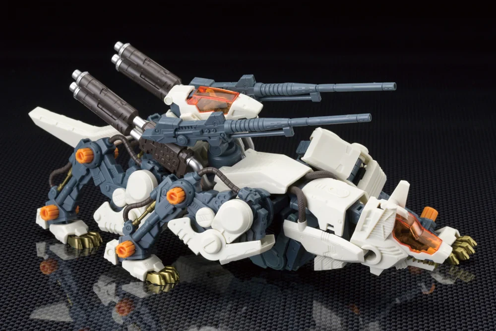 Zoids Highend Master Model RZ-009 Command Wolf AC & LC (Marking Plus Ver.) 1/72 Scale Model Kit - Image 4