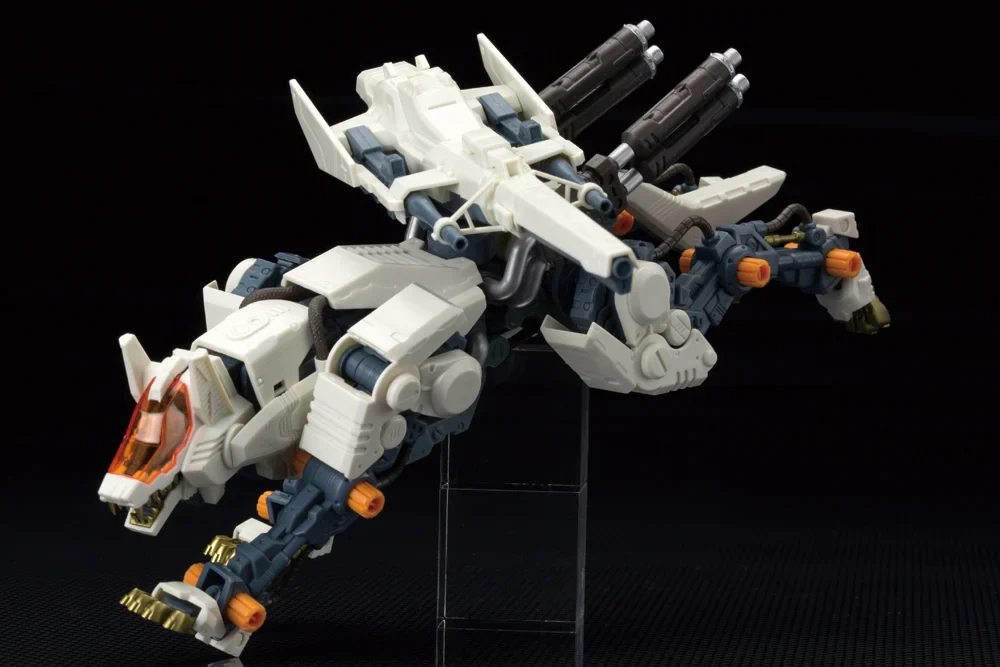 Zoids Highend Master Model RZ-009 Command Wolf AC & LC (Marking Plus Ver.) 1/72 Scale Model Kit - Image 8