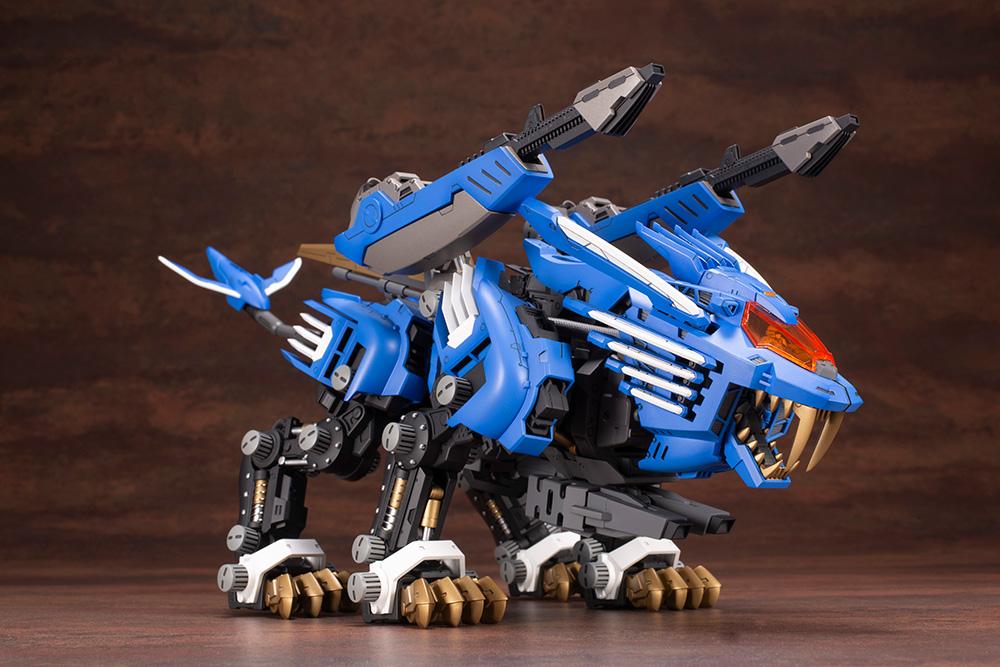 Zoids Highend Master Model RZ-028 Blade Liger (Attack Booster Version) 1/72 Scale Model Kit - Image 4